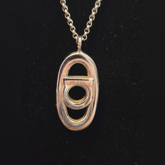 Salvatore Ferragamo Gancini Pendant Necklace - Picture 2 of 13